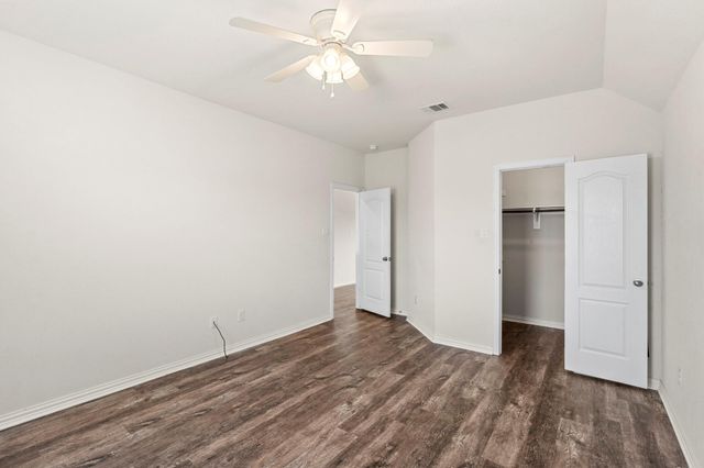 373 Rough Bark ST, Buda, TX 78610