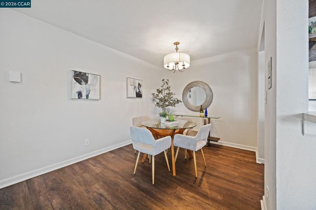417 Evelyn Avenue 302, Albany, CA 94706