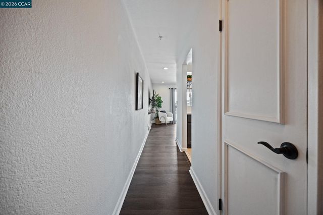 417 Evelyn Avenue 302, Albany, CA 94706