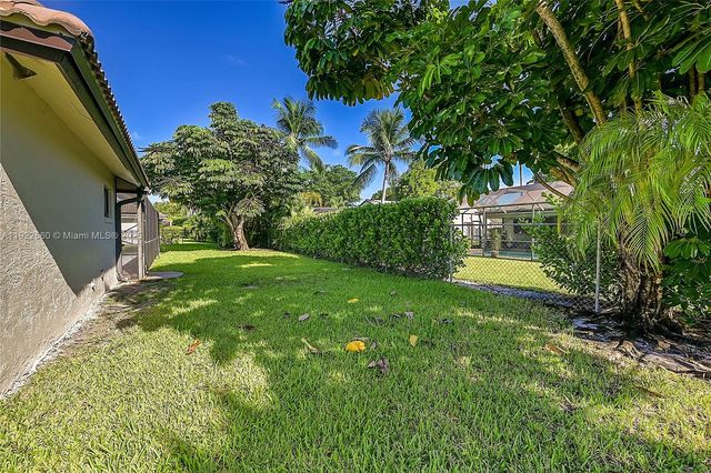 8781 NW 49th Dr 8781, Coral Springs, FL 33067