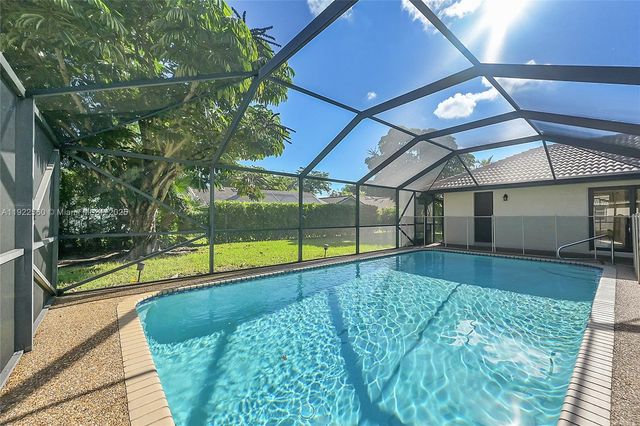 8781 NW 49th Dr 8781, Coral Springs, FL 33067