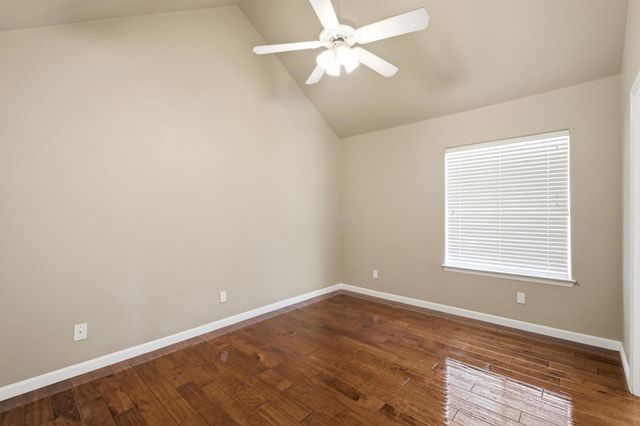 6542 N Rafael Avenue, Fresno, CA 93711