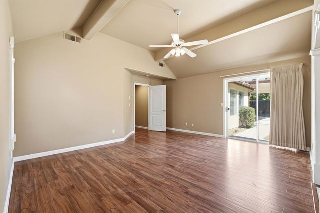6542 N Rafael Avenue, Fresno, CA 93711