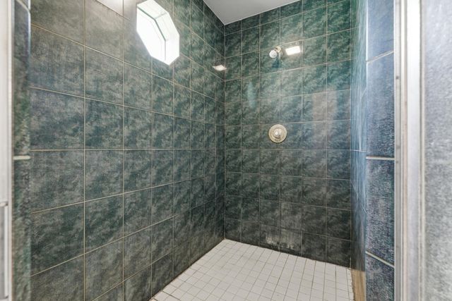 6542 N Rafael Avenue, Fresno, CA 93711