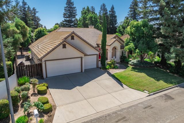 6542 N Rafael Avenue, Fresno, CA 93711