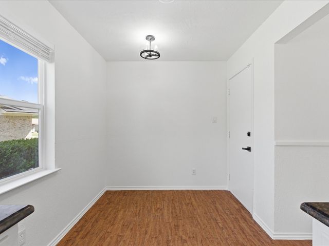 201 Bluebird Circle, Denton, TX 76209