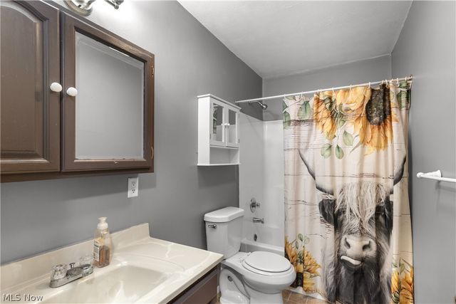 700 State Route 193 S, Jefferson, OH 44047