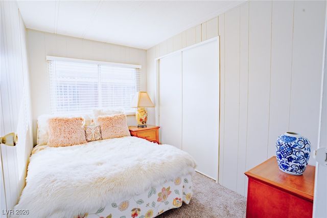 4577 Royal Ridge Boulevard 131, Las Vegas, NV 89103