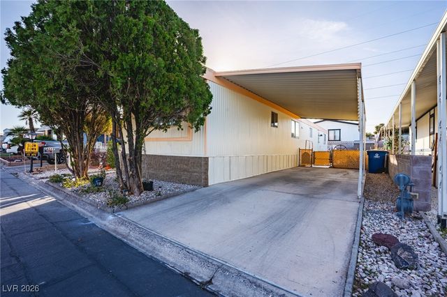 4577 Royal Ridge Boulevard 131, Las Vegas, NV 89103