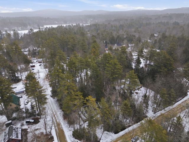 1 Wentworth Lane, Barnstead, NH 03225