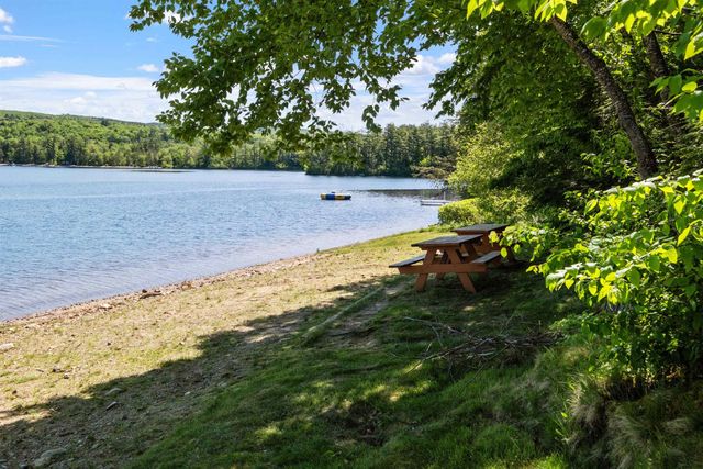 1 Wentworth Lane, Barnstead, NH 03225