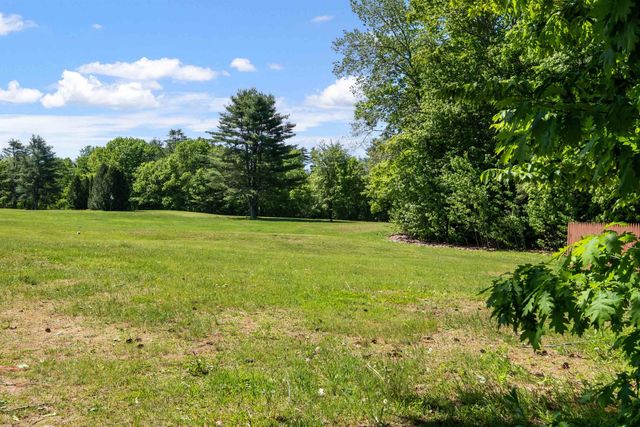 1 Wentworth Lane, Barnstead, NH 03225