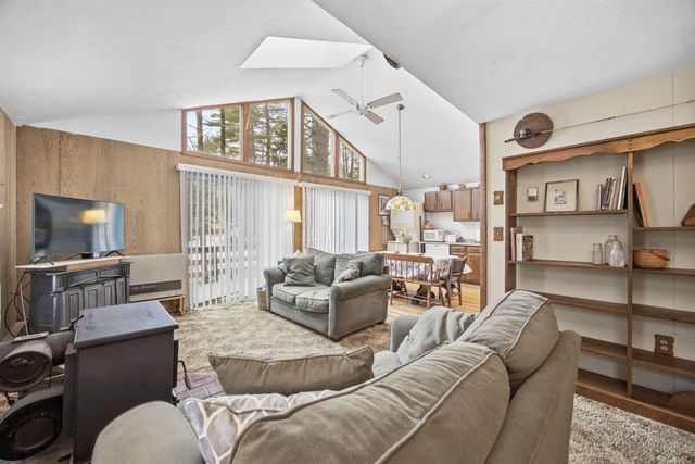 1 Wentworth Lane, Barnstead, NH 03225