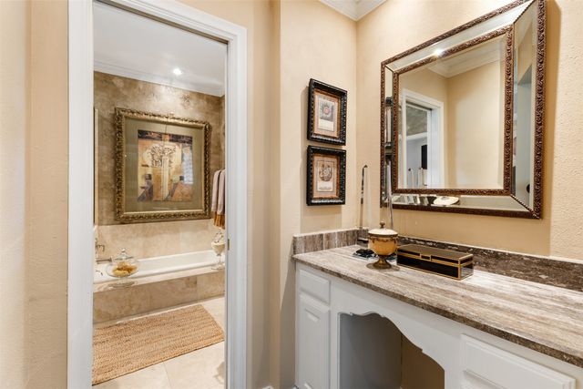 9124 Vinewood Drive, Dallas, TX 75228