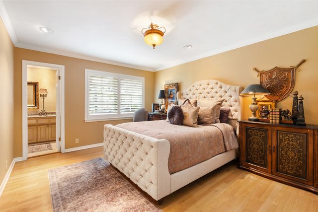 9124 Vinewood Drive, Dallas, TX 75228