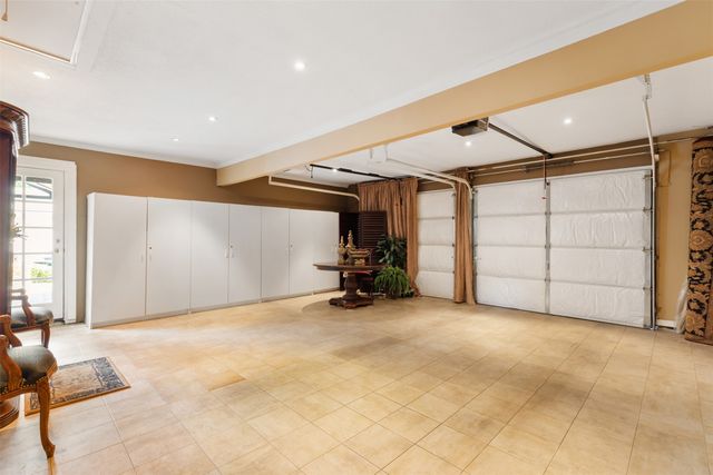 9124 Vinewood Drive, Dallas, TX 75228