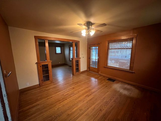 101 N Michigan Avenue, Hobart, IN 46342