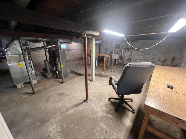 101 N Michigan Avenue, Hobart, IN 46342