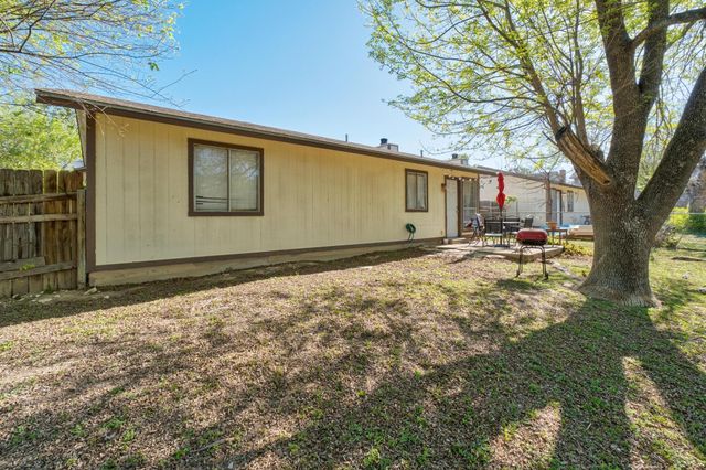 413 Thelma DR, Austin, TX 78745