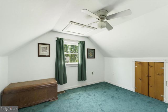 49 LONGWOOD DR, Hamilton, NJ 08620