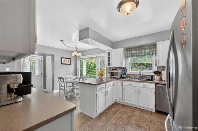 14808 Longtin Street, Southgate, MI 48195