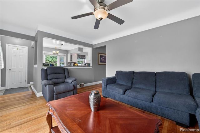 14808 Longtin Street, Southgate, MI 48195
