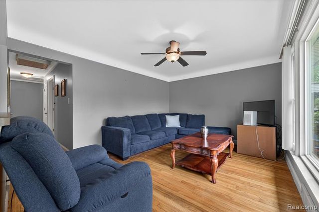 14808 Longtin Street, Southgate, MI 48195