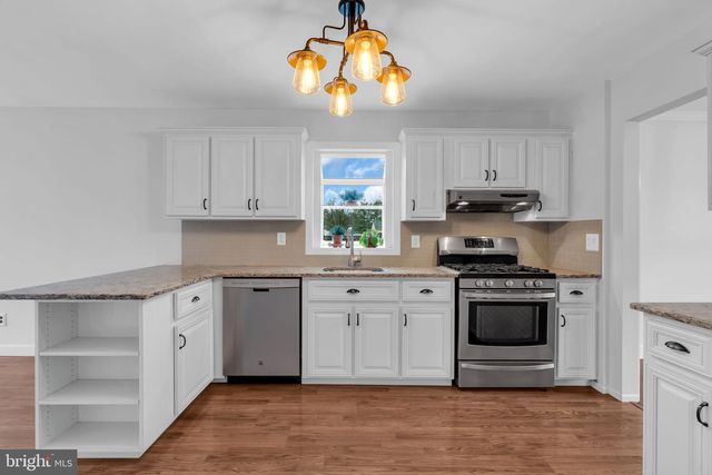 29 LIBERTY DR, Dayton, NJ 08810