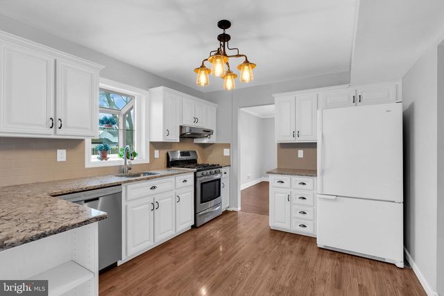 29 LIBERTY DR, Dayton, NJ 08810