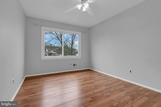 29 LIBERTY DR, Dayton, NJ 08810