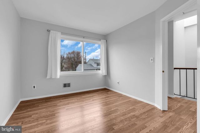 29 LIBERTY DR, Dayton, NJ 08810