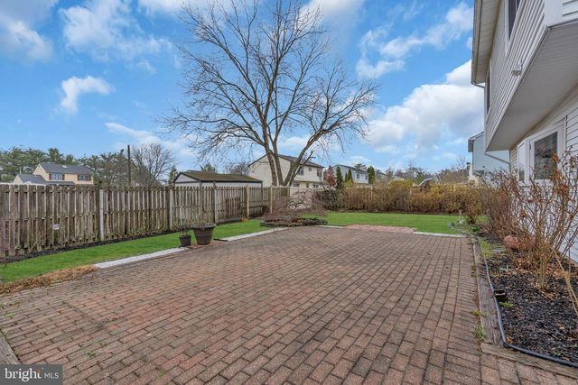 29 LIBERTY DR, Dayton, NJ 08810