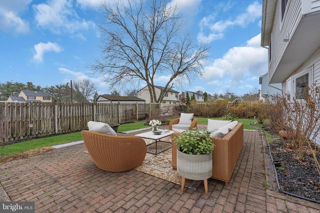 29 LIBERTY DR, Dayton, NJ 08810