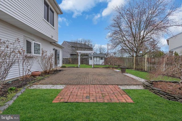 29 LIBERTY DR, Dayton, NJ 08810