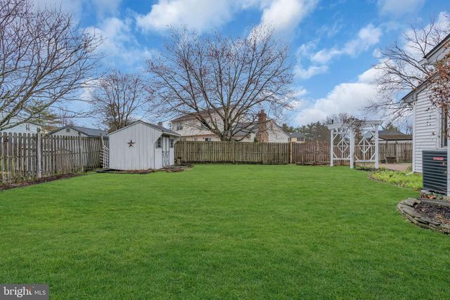 29 LIBERTY DR, Dayton, NJ 08810