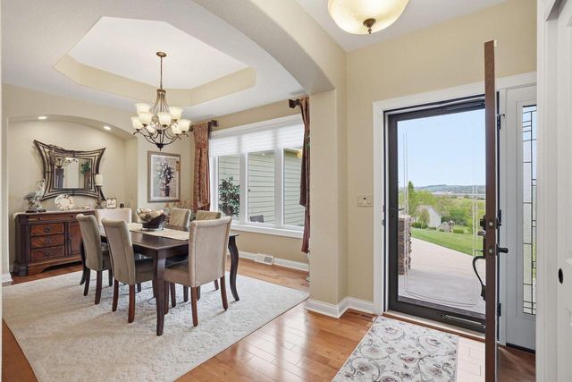 S30W27725 Creekside COURT, Waukesha, WI 53188