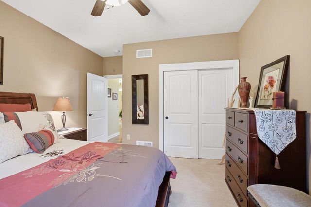 S30W27725 Creekside COURT, Waukesha, WI 53188
