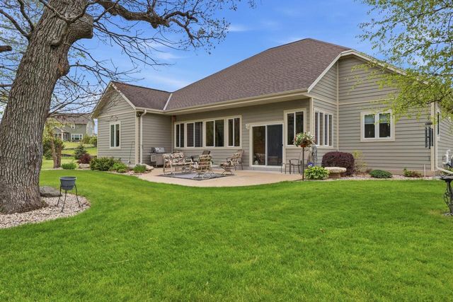S30W27725 Creekside COURT, Waukesha, WI 53188
