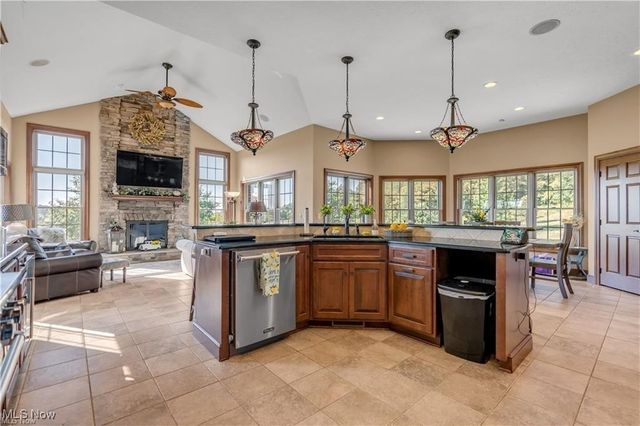 5488 Elson Street SE, Magnolia, OH 44643