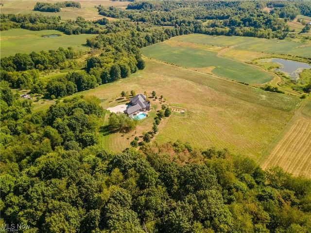 5488 Elson Street SE, Magnolia, OH 44643