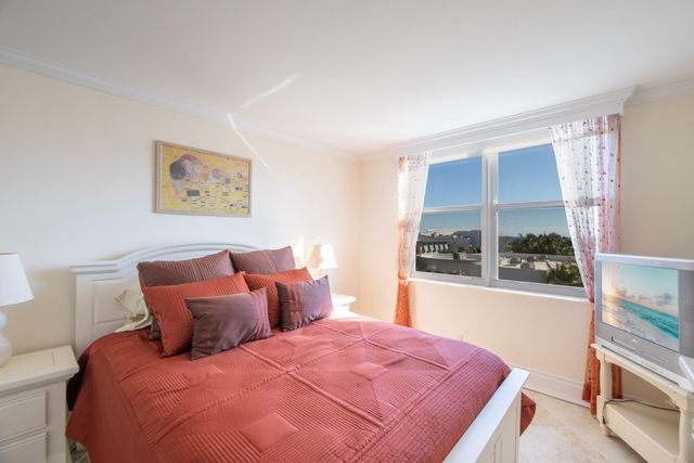 305 N Pompano Beach Boulevard 512, Pompano Beach, FL 33062