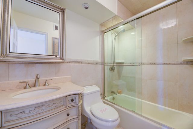 305 N Pompano Beach Boulevard 512, Pompano Beach, FL 33062