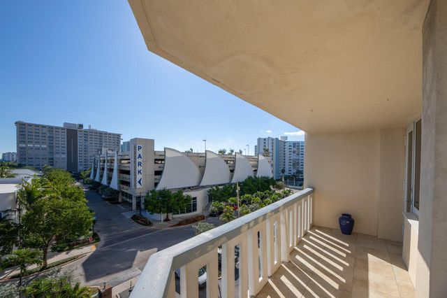 305 N Pompano Beach Boulevard 512, Pompano Beach, FL 33062