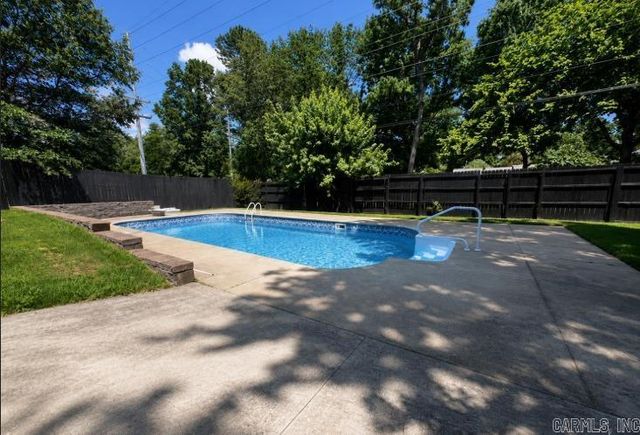 1804 Deerwood Drive, Jonesboro, AR 72404