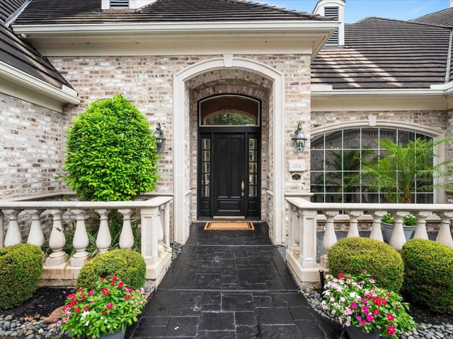 2750 N Southern Oaks Drive, Houston, TX 77068