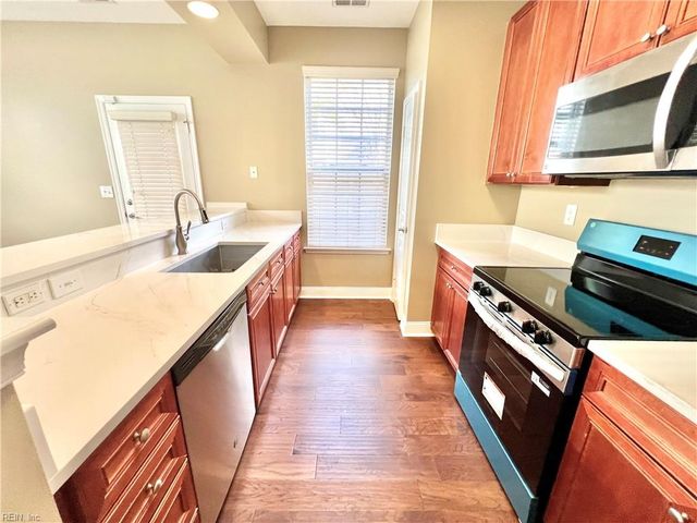 1108 Tenbury PL, Virginia Beach, VA 23455