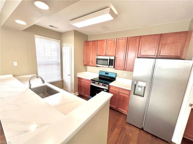 1108 Tenbury PL, Virginia Beach, VA 23455