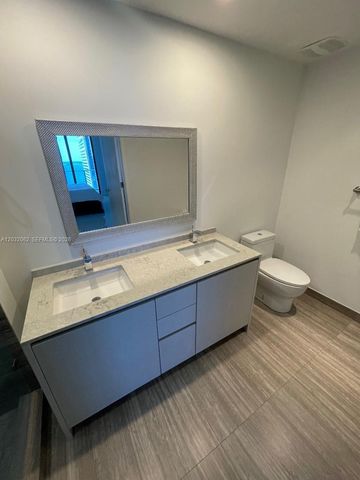 1010 Brickell Ave 2704, Miami, FL 33131