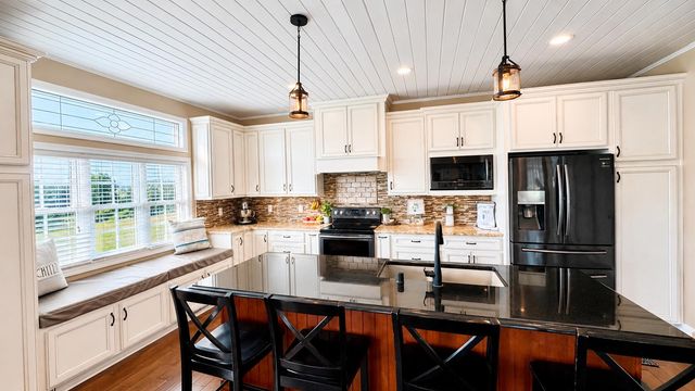 205 Woodside Way, Lancaster, KY 40444
