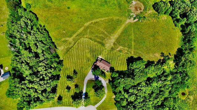 205 Woodside Way, Lancaster, KY 40444